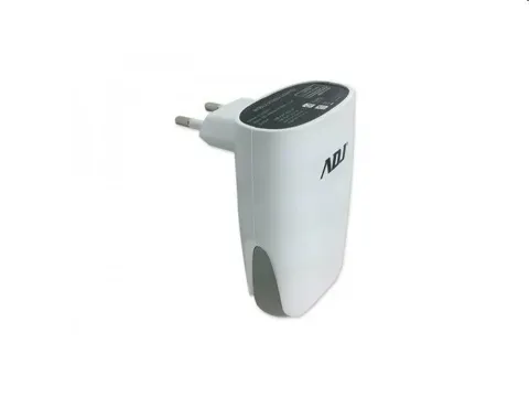 Alimentatore universale ADJ 4 porte usb 110-00073